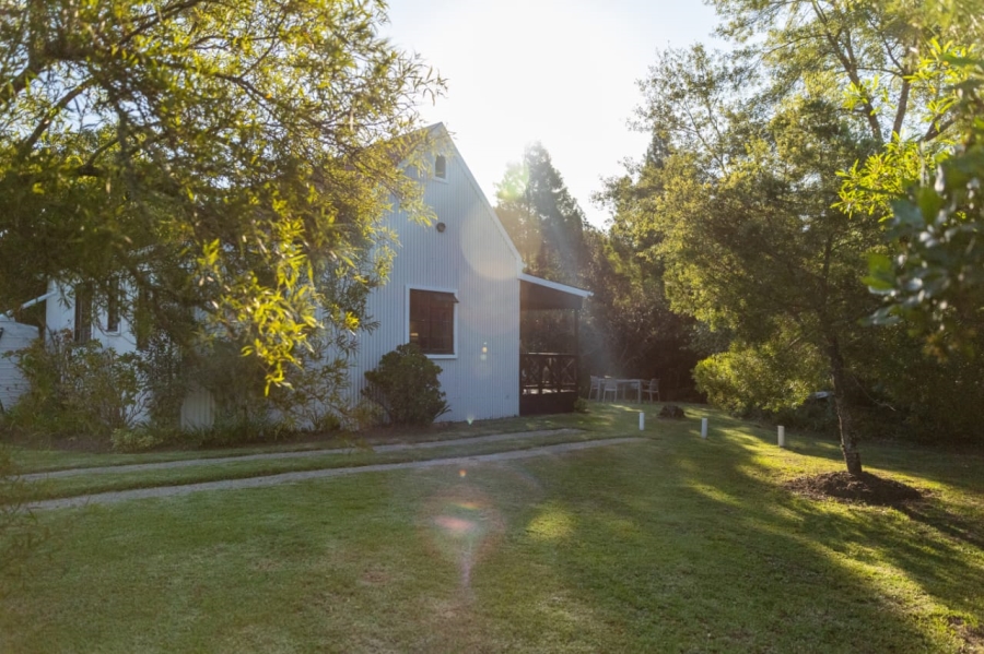 To Let 2 Bedroom Property for Rent in Rheenendal Western Cape